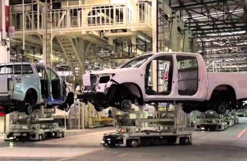 Neumáticos: Ford detuvo la producción y Toyota pone otras ruedas