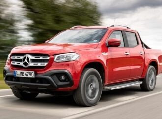 Mercedes no importará la Clase X española