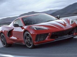 El Chevrolet Corvette se pasa al motor central