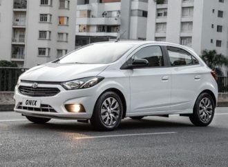 El Chevrolet Onix Joy se sube al restyling en Brasil
