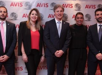 Avis festeja 25 años en la Argentina