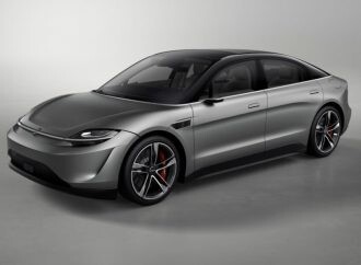 Sony creó un auto solo para mostrar sus avances tecnológicos