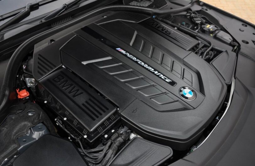 No está muerto: BMW producirá motores a combustión por 30 años más