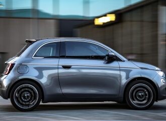 Fiat llamará Torino a la versión híbrida del nuevo 500