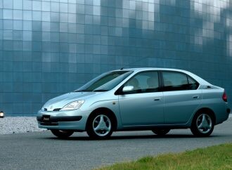 Toyota supera los 15 millones de híbridos vendidos