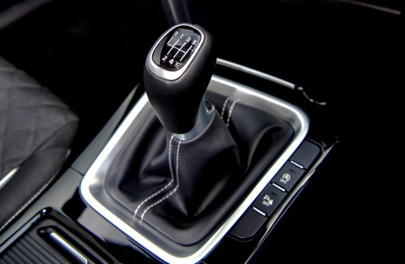 Kia crea un embrague sin cables para cajas manuales