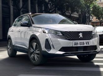 Peugeot renueva el 3008 en Europa (también el 5008)