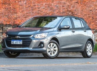 El Chevrolet Onix suma dos versiones turbo: RS y LTZ