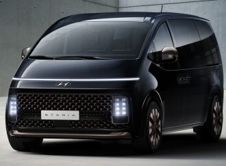 Staria, el curioso monovolumen de Hyundai