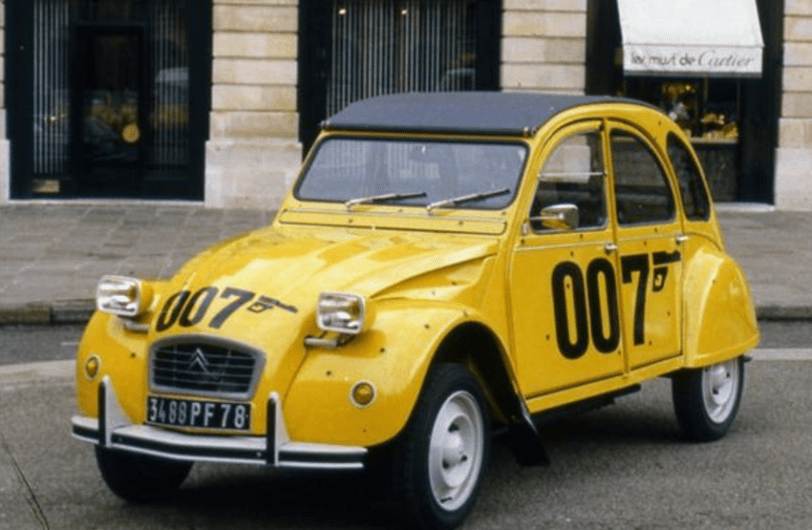 El Citroën 2CV de Bond cumple 40 años