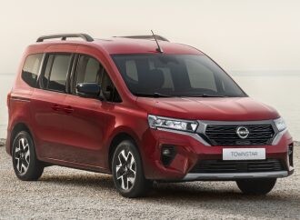 Nissan y Mercedes: la Renault Kangoo europea vuelve a clonarse