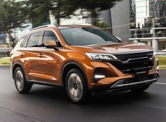 El Dodge Journey regresa como el clon de un SUV chino