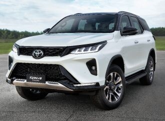 Toyota lanza la SW4 Diamond