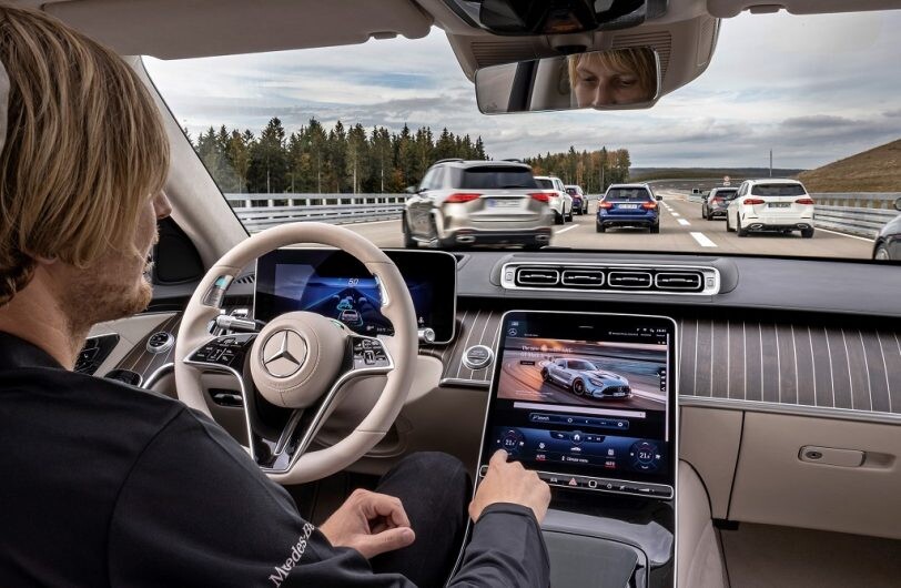 Mercedes venderá automóviles con manejo autónomo de nivel 3