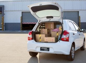 Toyota lanza el Etios Aibo