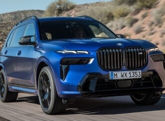 El BMW X7 estrena una trompa aún más polémica