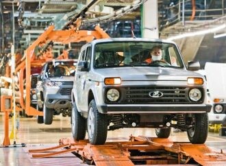 Por la guerra, Rusia producirá autos con tecnología de hace 20 años