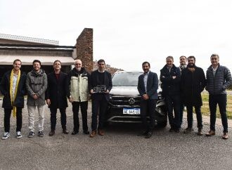 Grupo Premia entregó el galardón del Auto del Año a Volkswagen