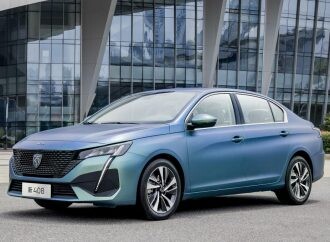 El Peugeot 408 se renueva para el mercado chino