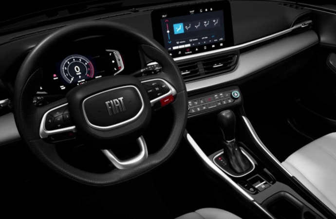 Fiat muestra el interior del Fastback