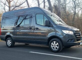Contacto: Mercedes-Benz Sprinter 316 CDi 25 Aniversario