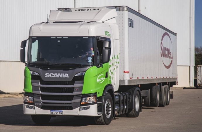 YPF construirá cinco redes de carga rápida de GNC en la Argentina