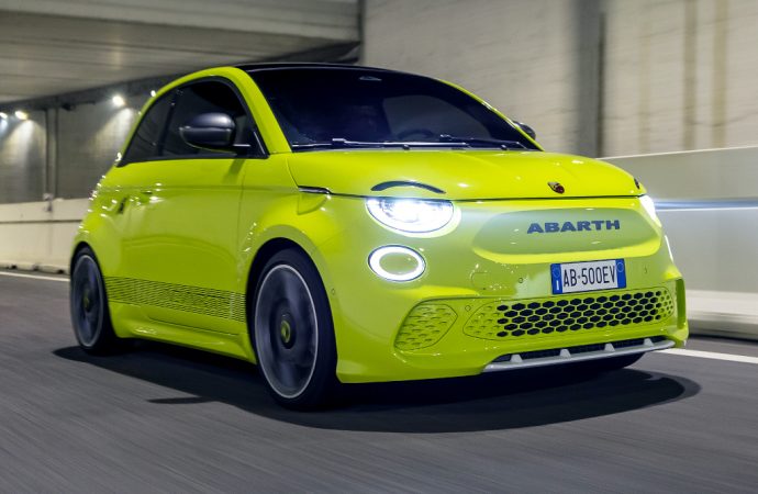 Abarth también tiene su eléctrico con el 500e