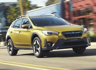 Subaru lanza el rediseño del XV