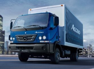 Mercedes-Benz Camiones y Buses Argentina celebra su primer aniversario