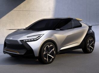 Este prototipo adelanta la nueva generación del Toyota CH-R