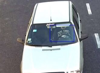 Debutan en CABA las cámaras que multan por no usar el cinturón o utilizar el celular al volante