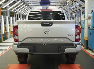 Nissan comienza a exportar la Frontier a Chile (con nombre Navara)