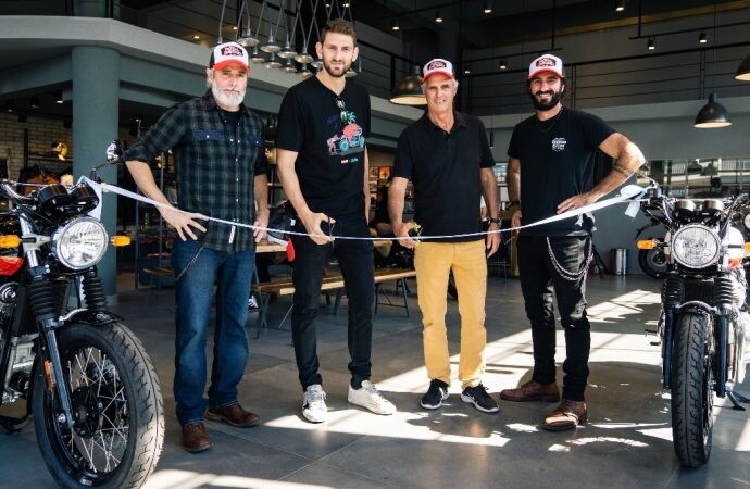 Royal Enfield inauguró un nuevo local en Banfield “Royal Enfield Sur”