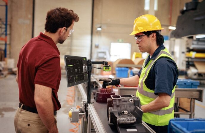 ¿Cuál es la demanda de los millennials en la industria automotriz?