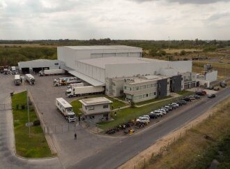 Iveco y Navicam inauguraron un taller oficial de la marca dentro de una empresa