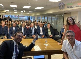 La Caja acompaña la MaraTana del Consulado de Italia