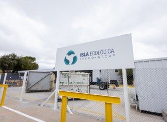 Iveco Group celebró el primer aniversario de su Isla Ecológica