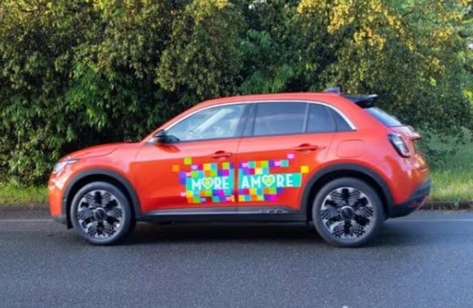 El nuevo Fiat 600 se deja ver sin camuflajes