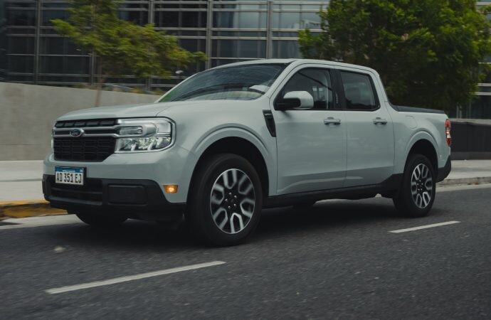 Ford lanza la Maverick híbrida en la Argentina