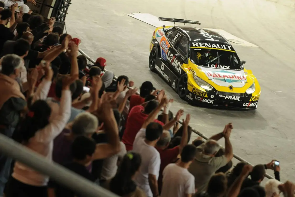 Debut y despedida: la vez que el TC2000 corrió en el Estadio Unico de La Plata