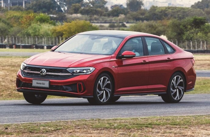 Volkswagen lanza el rediseño del Vento GLI en la Argentina