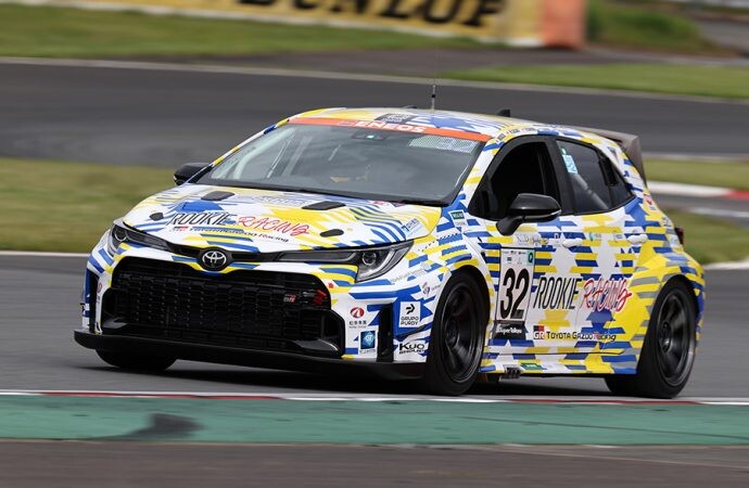 Toyota prueba un Corolla con hidrógeno líquido