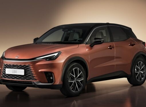 Lexus lanza el LBX en la Argentina