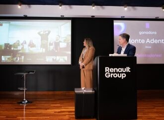 La asociación civil Monte Adentro es la ganadora de la 3° edición del premio Renault Mujeres Emprendedoras