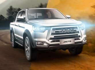 JAC lanza la pick up T8 en la Argentina