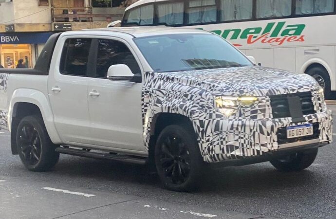 Volkswagen prueba la nueva Amarok (con rediseño y ADAS)