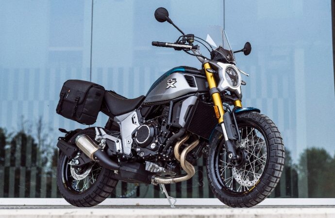 CFMoto lanza la 700 CL-X Adventure