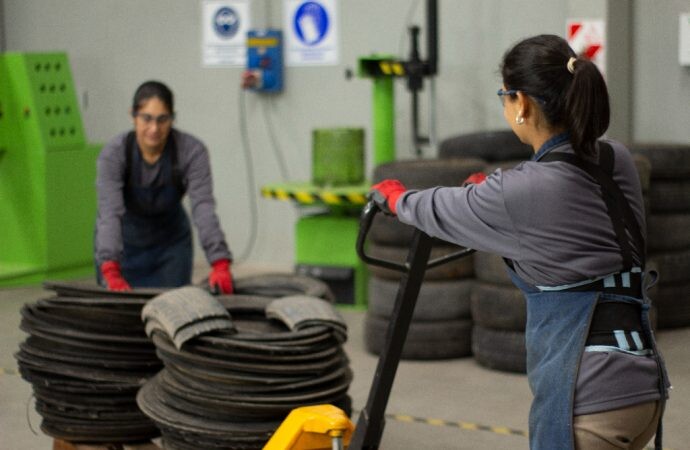 Primer centro de acopio y reducción de neumáticos fuera de uso de Michelin