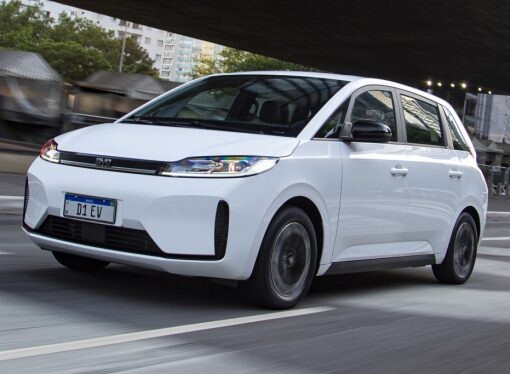 Cómo es el taxi eléctrico chino que BYD ofrece en Brasil