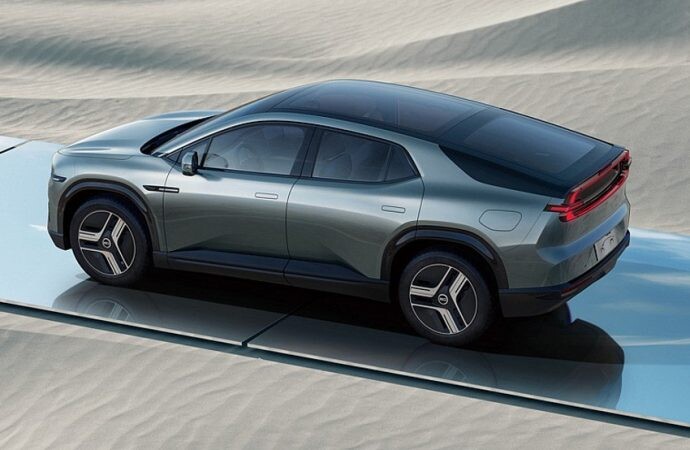 Changan crea un SUV que se puede transformar en pick up